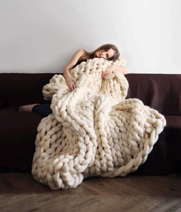 handmade-chunky-knit-blanket-www-cartweez-com-8613489180736